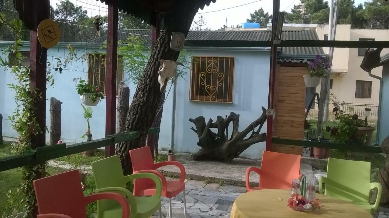 Kolonia E Artistave Apartment Velipojë Exterior foto